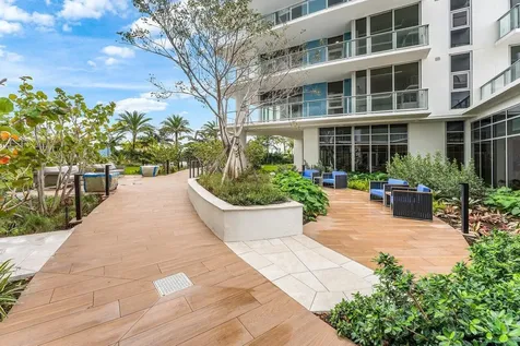 220 Lake Shore Drive Lake Park FL 33403