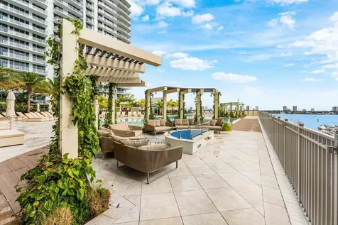 220 Lake Shore Drive Lake Park FL 33403