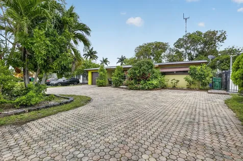 6768 Pansy Drive Miramar FL 33023
