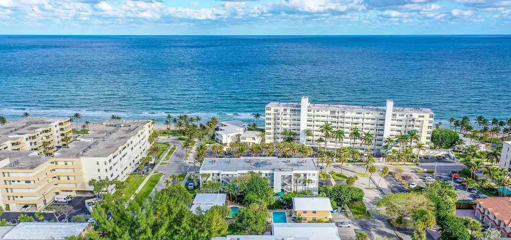 2031 SE 5th Street Deerfield Beach FL 33441
