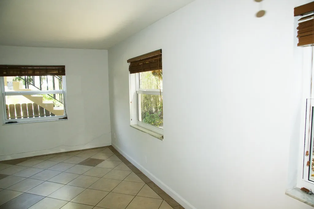 2031 SE 5th Street Deerfield Beach FL 33441