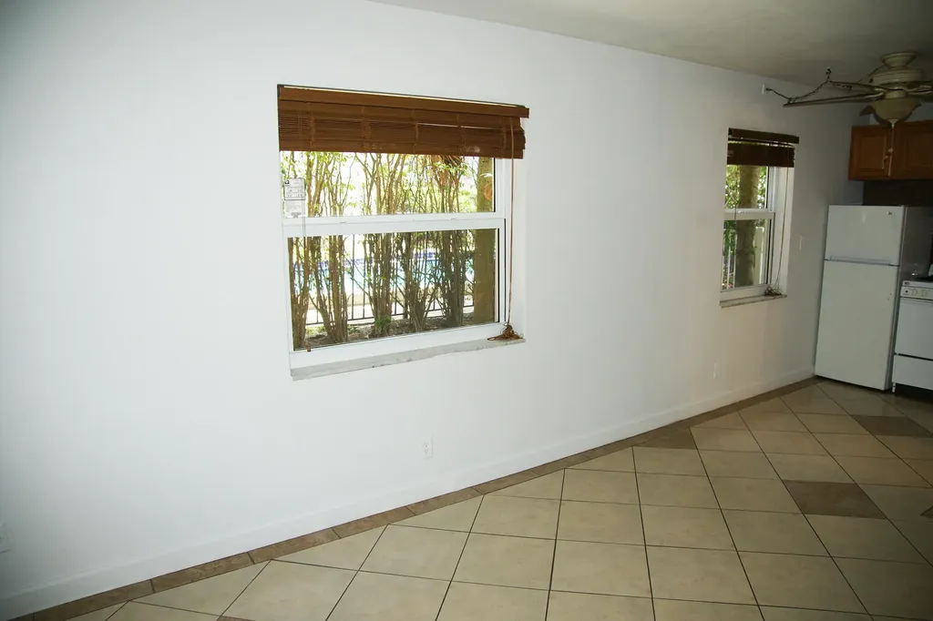 2031 SE 5th Street Deerfield Beach FL 33441