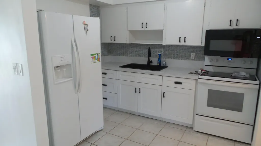 9459 SW 51st Court Cooper City FL 33328