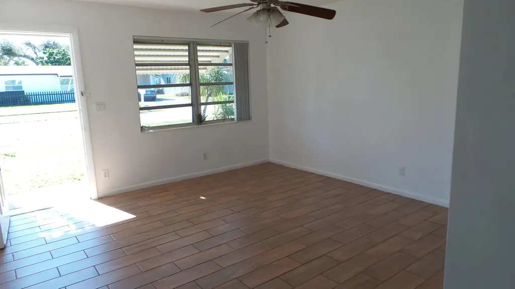 9459 SW 51st Court Cooper City FL 33328
