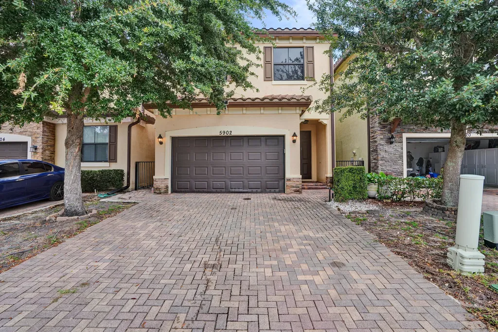 5902 NW 46th Lane Tamarac FL 33319