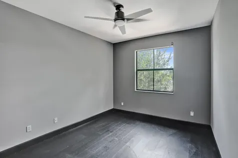 5902 NW 46th Lane Tamarac FL 33319