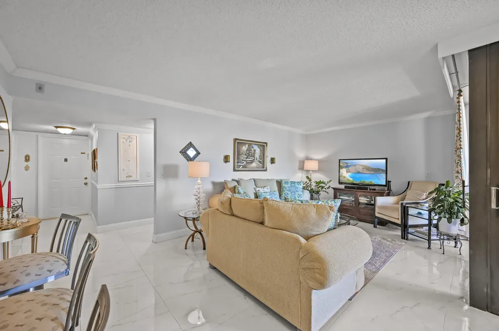 750 Egret Circle Delray Beach FL 33444