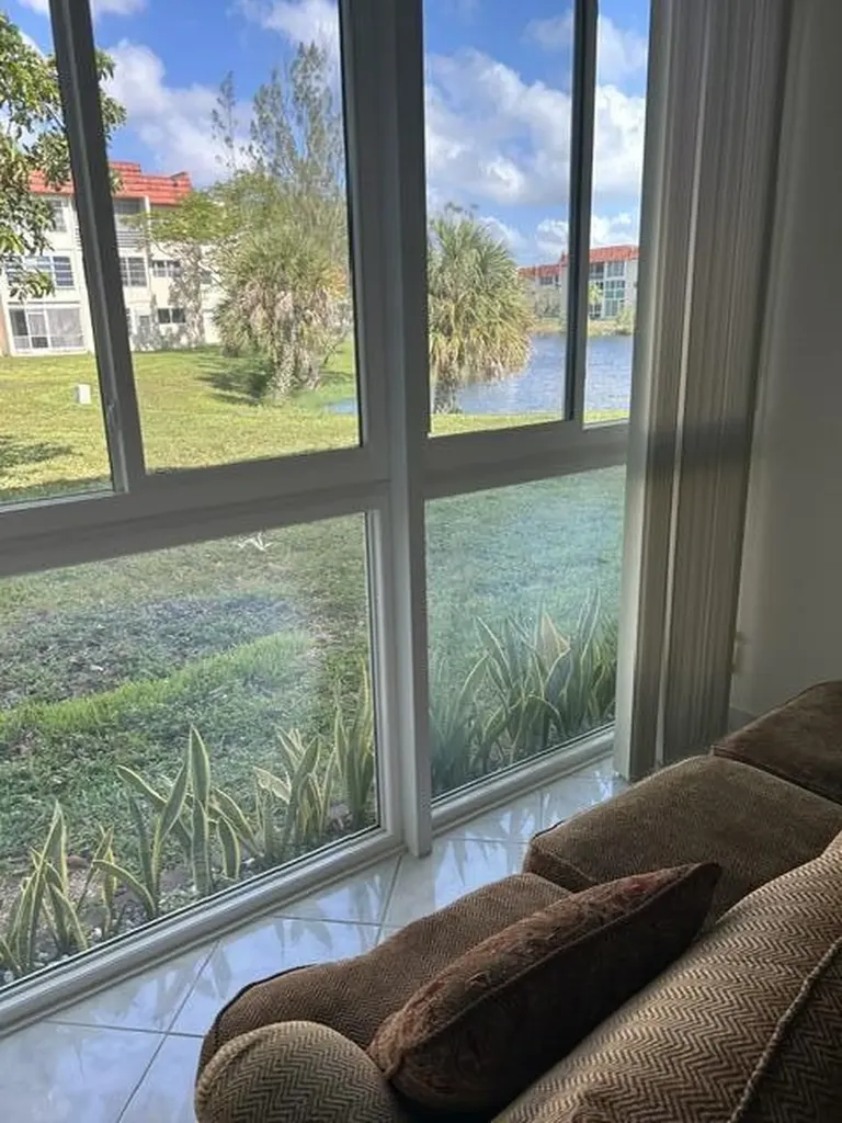 8020 N Sunrise Lakes Drive W Sunrise FL 33322