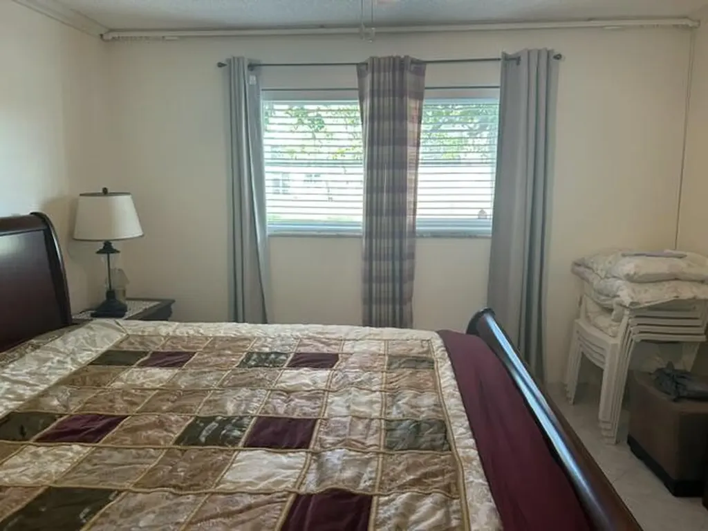 8020 N Sunrise Lakes Drive W Sunrise FL 33322