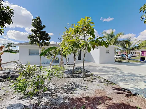 1230 SW 6th Way Deerfield Beach FL 33441