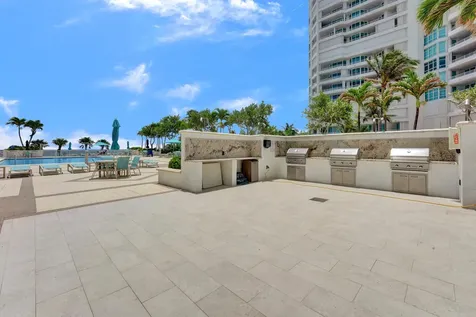 1620 S Ocean Boulevard Lauderdale By The Sea FL 33062