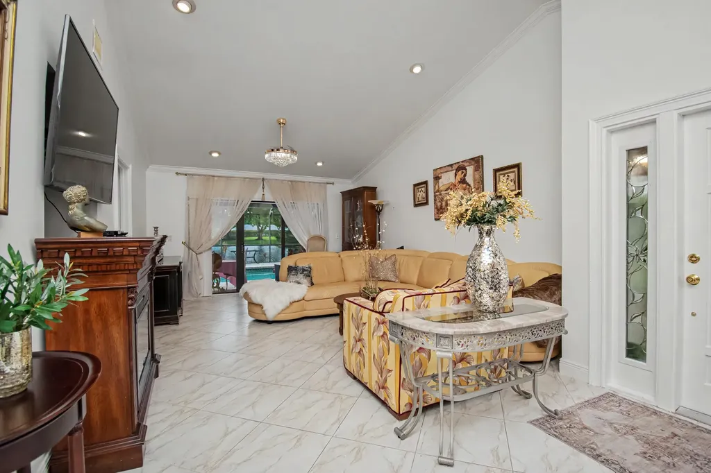 9708 Erica Court Boca Raton FL 33496