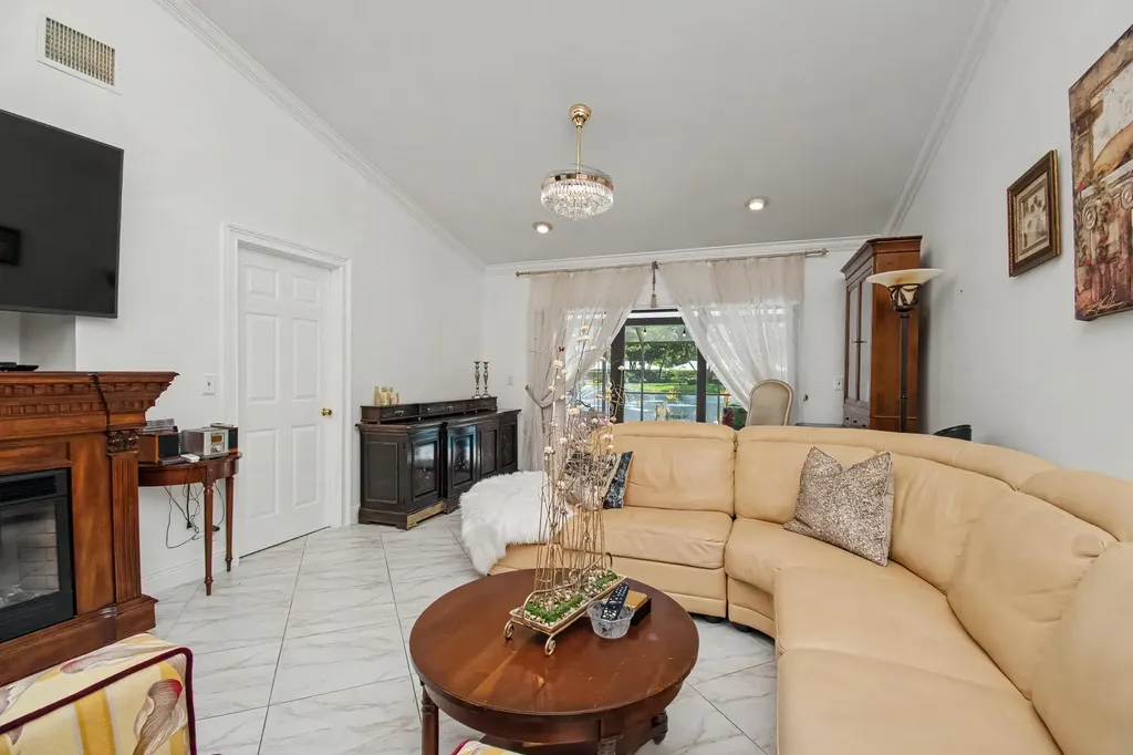 9708 Erica Court Boca Raton FL 33496