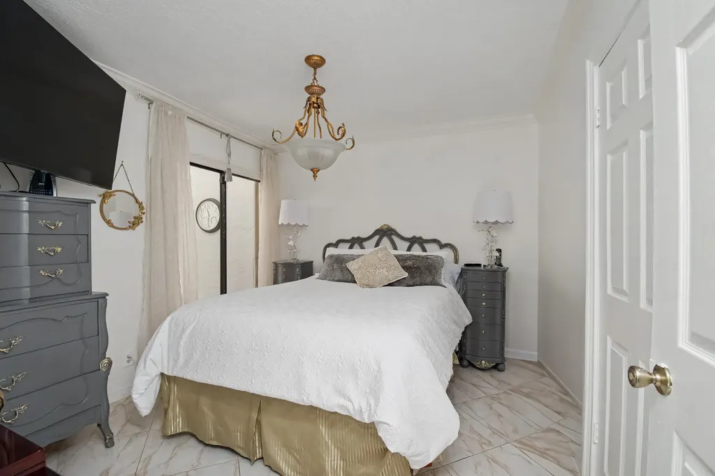 9708 Erica Court Boca Raton FL 33496