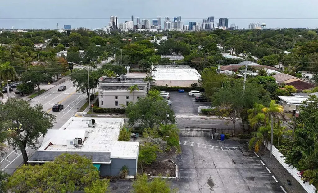 1501 NE 4th Avenue Fort Lauderdale FL 33304