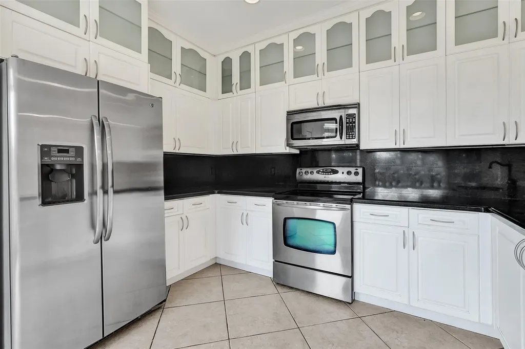10902 Tamoron Lane Boca Raton FL 33498