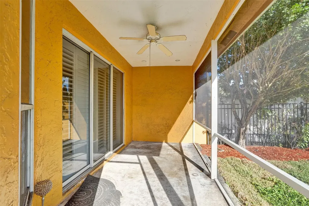 10902 Tamoron Lane Boca Raton FL 33498