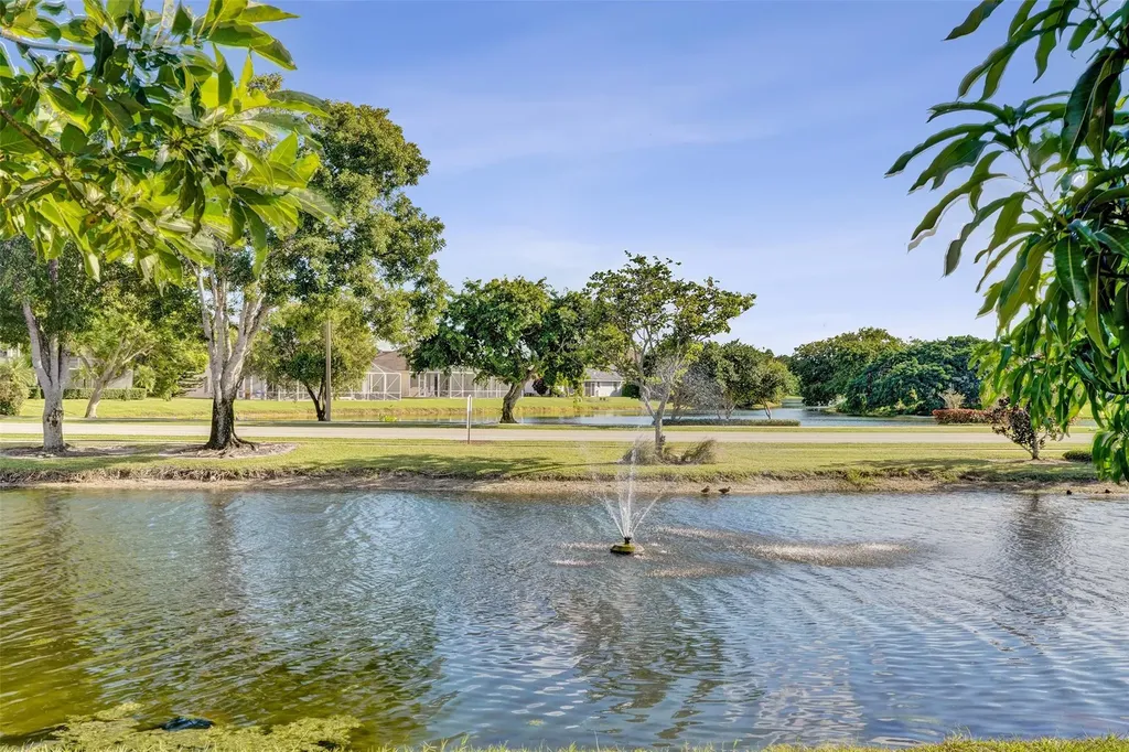 10902 Tamoron Lane Boca Raton FL 33498