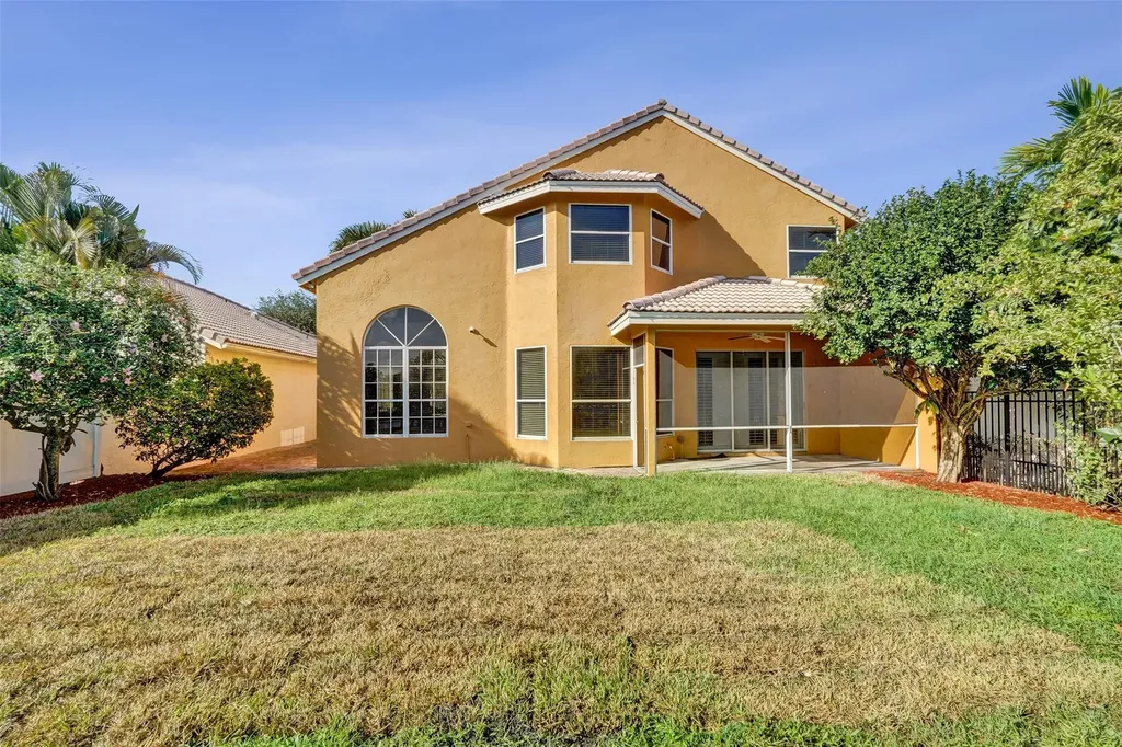 10902 Tamoron Lane Boca Raton FL 33498