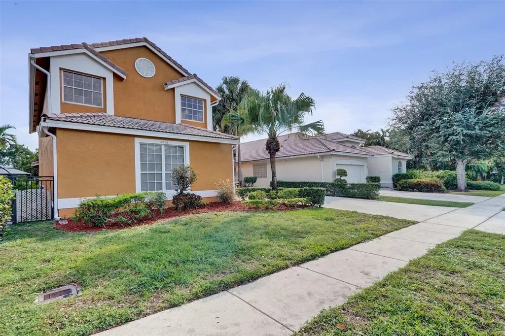 10902 Tamoron Lane Boca Raton FL 33498
