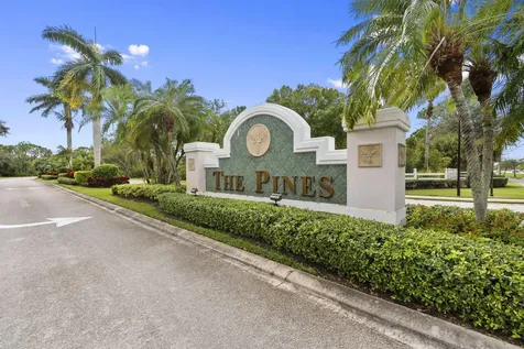 505 NW Windflower Terrace Jensen Beach FL 34957
