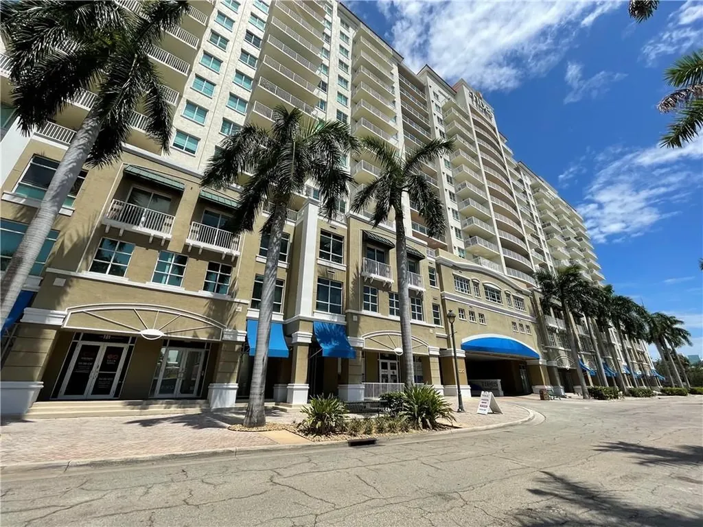 3020 NE 32nd Avenue Fort Lauderdale FL 33308
