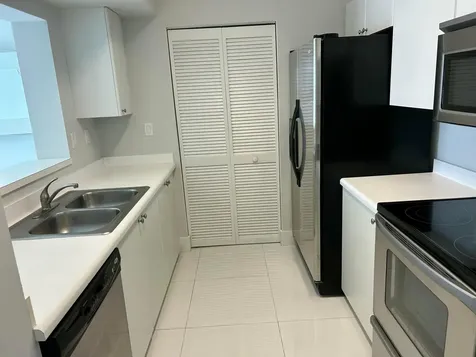 3020 NE 32nd Avenue Fort Lauderdale FL 33308
