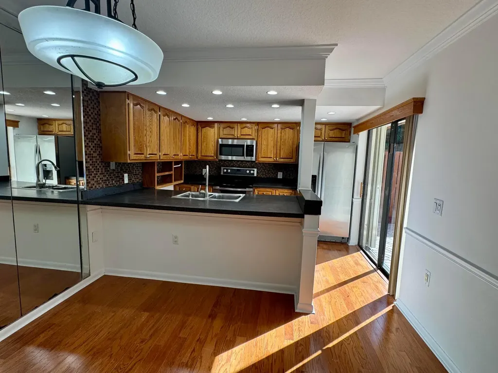 9148 SW 23rd Street Davie FL 33324