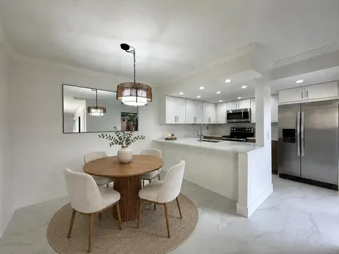 9148 SW 23rd Street Davie FL 33324