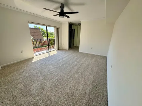 9148 SW 23rd Street Davie FL 33324