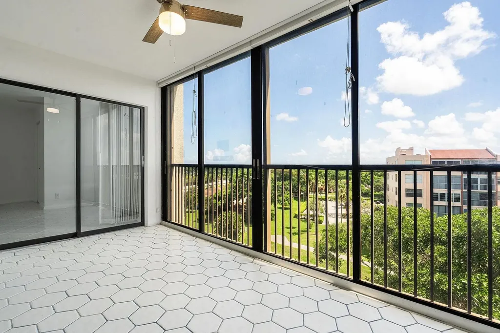 14475 Strathmore Lane Delray Beach FL 33446
