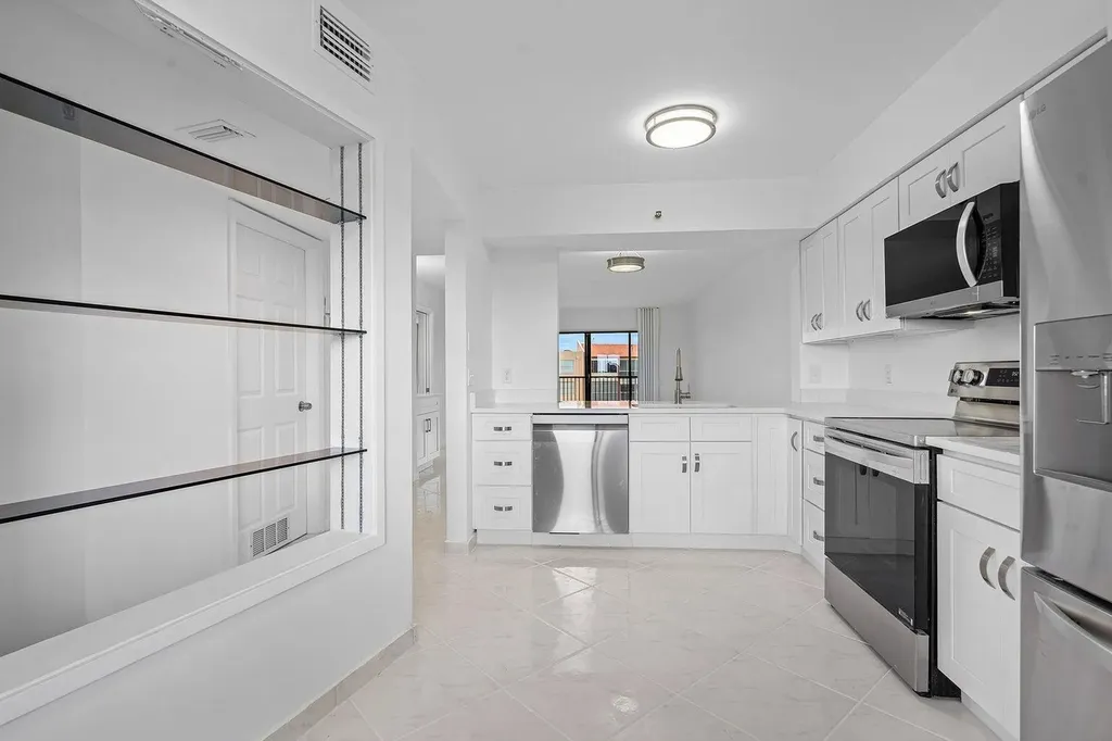 14475 Strathmore Lane Delray Beach FL 33446
