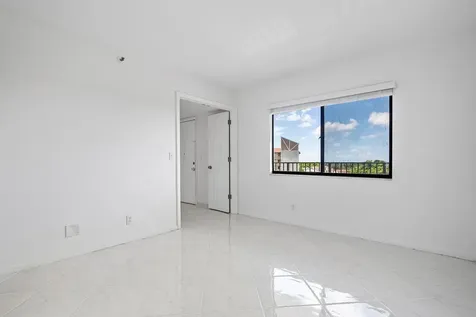 14475 Strathmore Lane Delray Beach FL 33446
