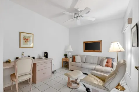3281 Jog Park Drive Greenacres FL 33467