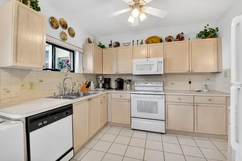 3281 Jog Park Drive Greenacres FL 33467