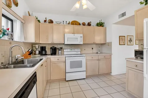 3281 Jog Park Drive Greenacres FL 33467