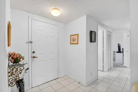3281 Jog Park Drive Greenacres FL 33467