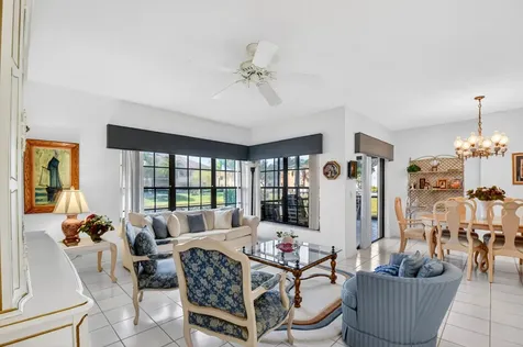 3281 Jog Park Drive Greenacres FL 33467