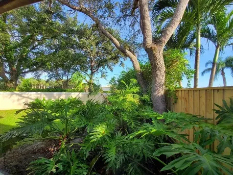 46 Pinnacle Cove Palm Beach Gardens FL 33418