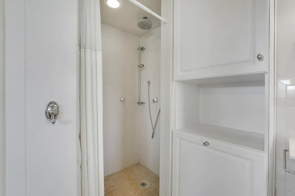 614 SW Golf Drive Boynton Beach FL 33426