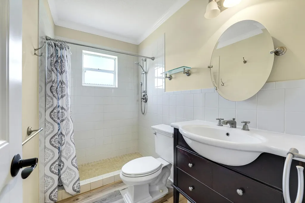 614 SW Golf Drive Boynton Beach FL 33426