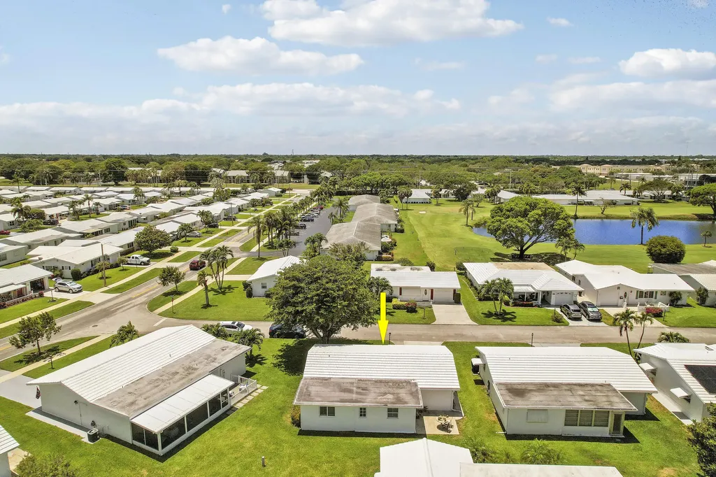614 SW Golf Drive Boynton Beach FL 33426