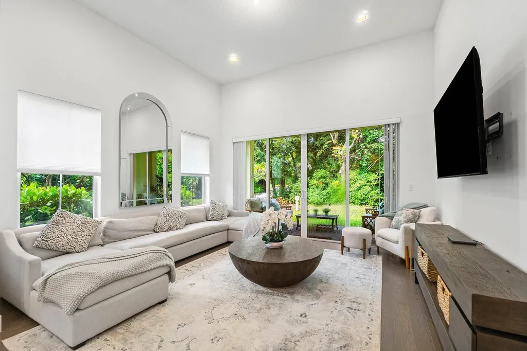 11401 Pointe Midtown Drive Palm Beach Gardens FL 33418