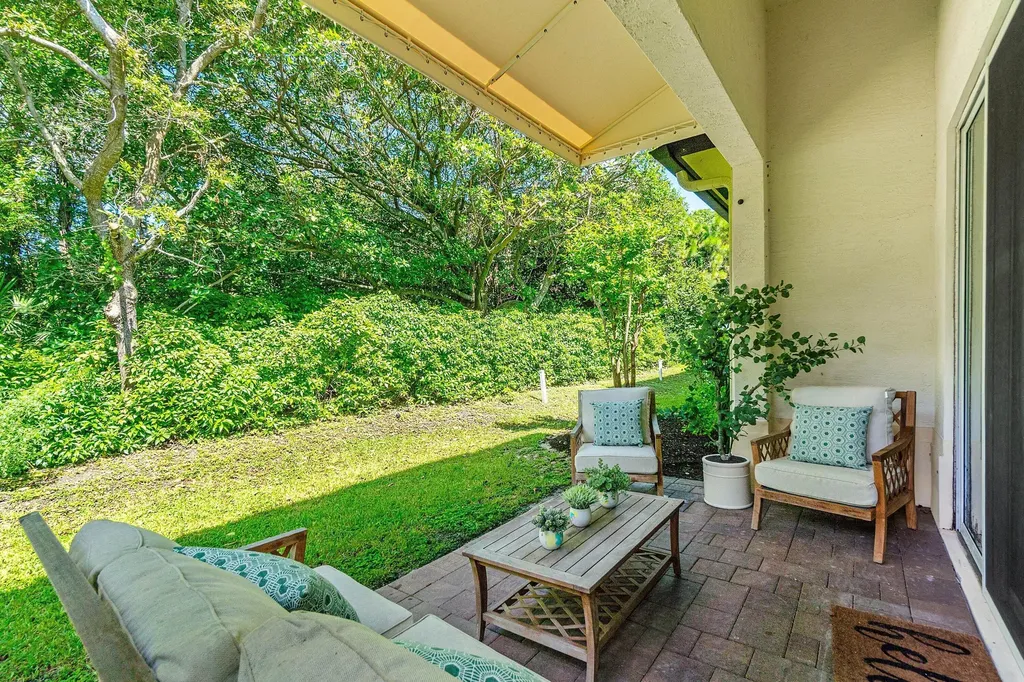 11401 Pointe Midtown Drive Palm Beach Gardens FL 33418