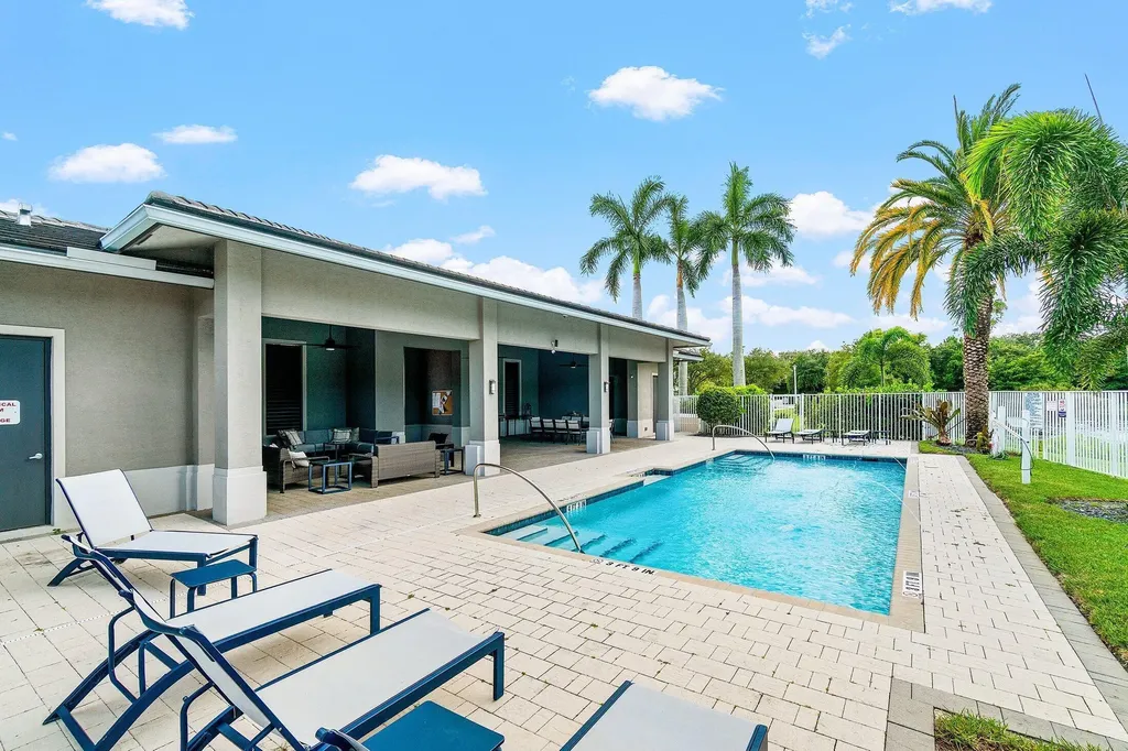 11401 Pointe Midtown Drive Palm Beach Gardens FL 33418