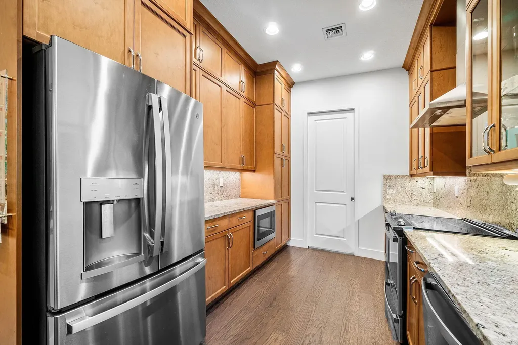 11401 Pointe Midtown Drive Palm Beach Gardens FL 33418