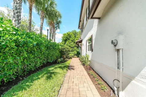 11401 Pointe Midtown Drive Palm Beach Gardens FL 33418