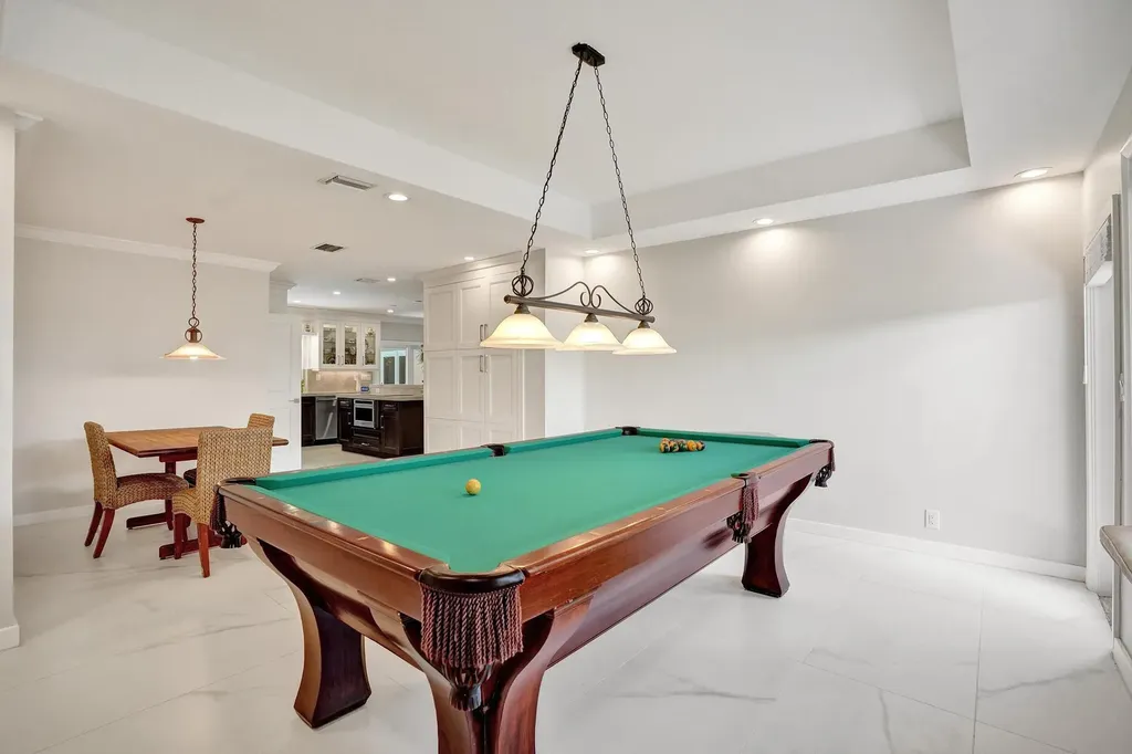 291 SW 75th Terrace Plantation FL 33317