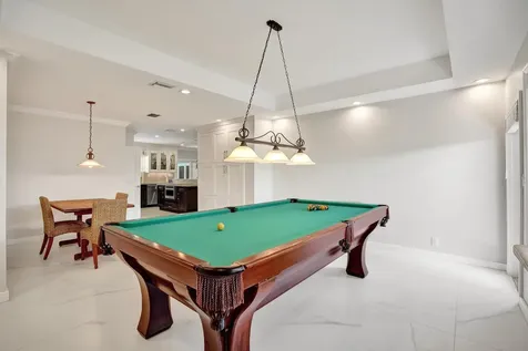 291 SW 75th Terrace Plantation FL 33317