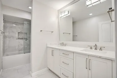 291 SW 75th Terrace Plantation FL 33317